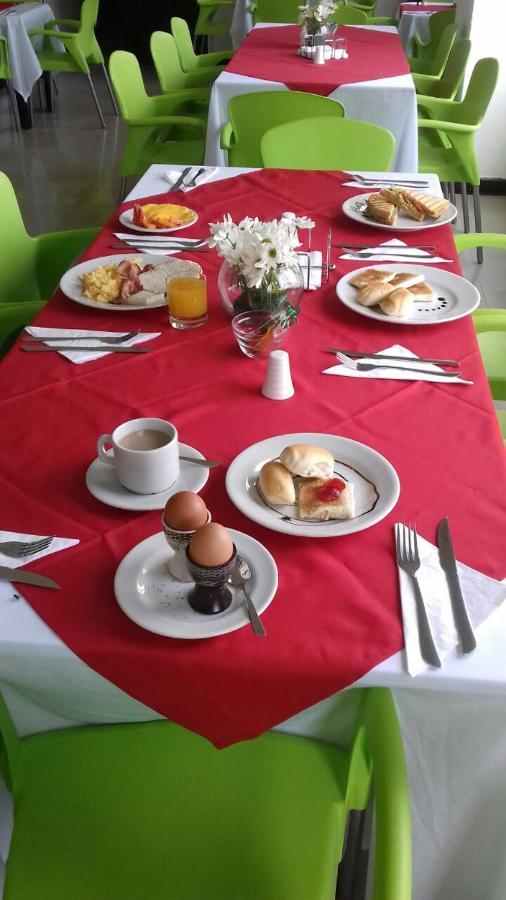 Hotel Pinares Plaza Pereira Zewnętrze zdjęcie