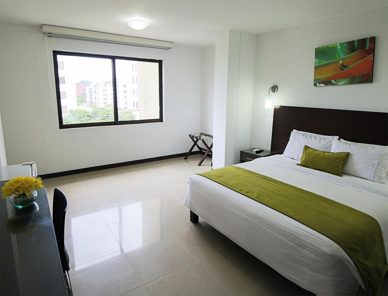 Hotel Pinares Plaza Pereira Zewnętrze zdjęcie