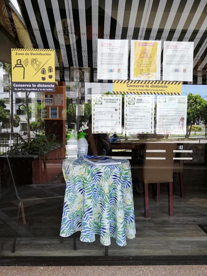 Hotel Pinares Plaza Pereira Zewnętrze zdjęcie