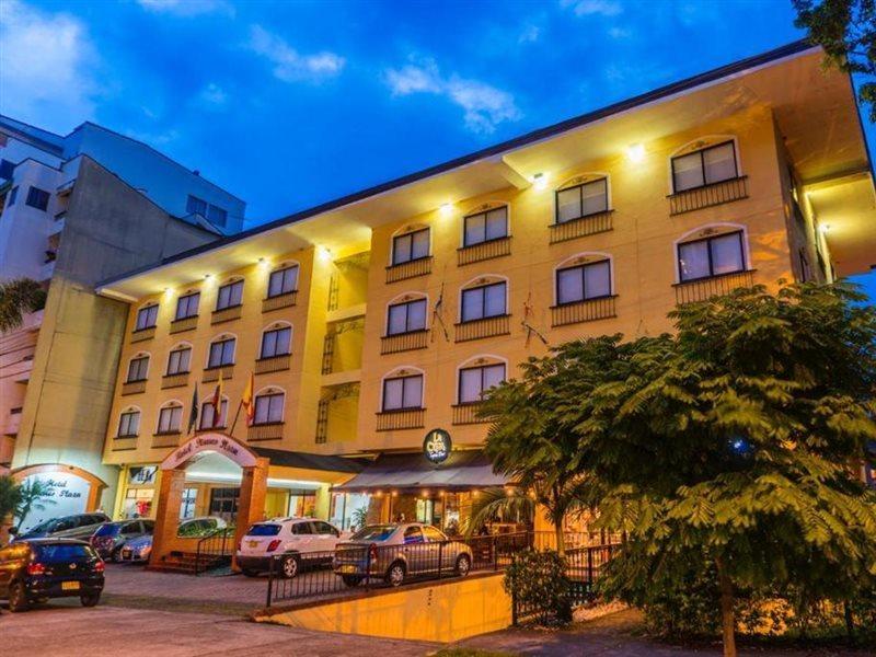 Hotel Pinares Plaza Pereira Zewnętrze zdjęcie
