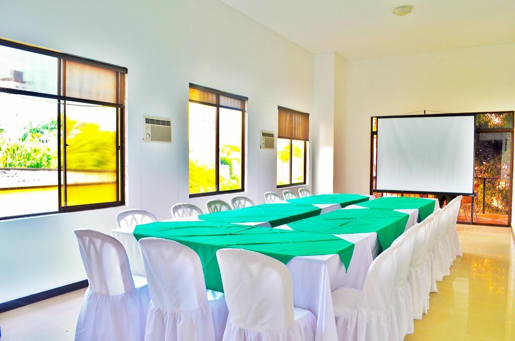 Hotel Pinares Plaza Pereira Zewnętrze zdjęcie