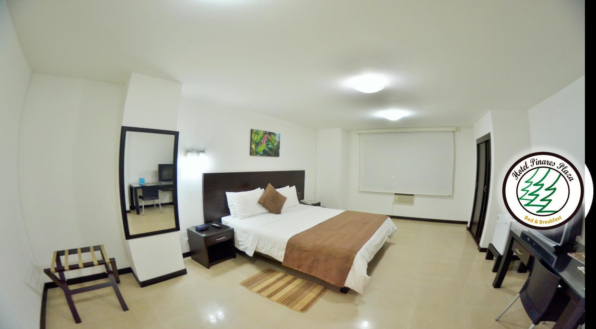 Hotel Pinares Plaza Pereira Zewnętrze zdjęcie
